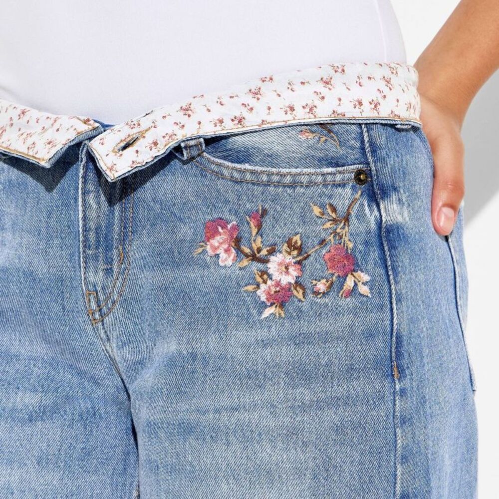 Women's Ultra Low-Rise Baggy Jeans - Wild Fable Medium Wash | Floral Print - Picture 4 of 4